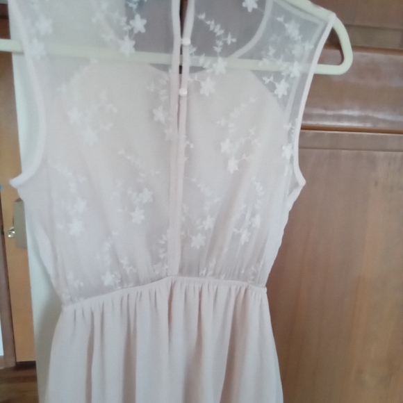 Forever 21 size medium chiffon dress - Picture 4 of 4